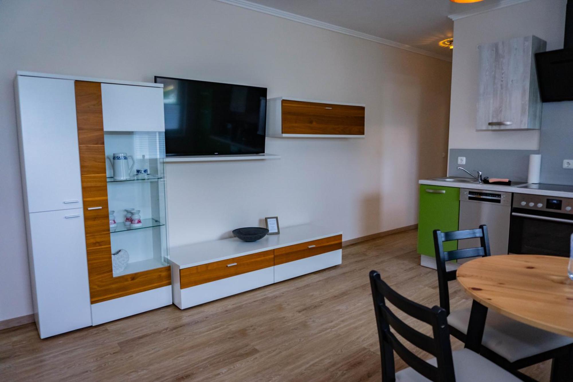 Haus Strandglueck - Urlaub Mit Blick Auf Den Duemmer See Apartment Lembruch Exterior photo